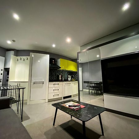 Bmk Suites Apartments Анталія Екстер'єр фото
